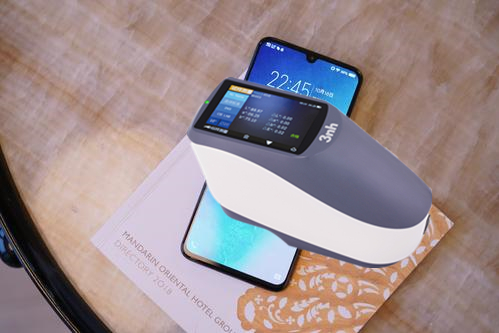 分光測(cè)色儀檢測(cè)手機(jī)屏幕